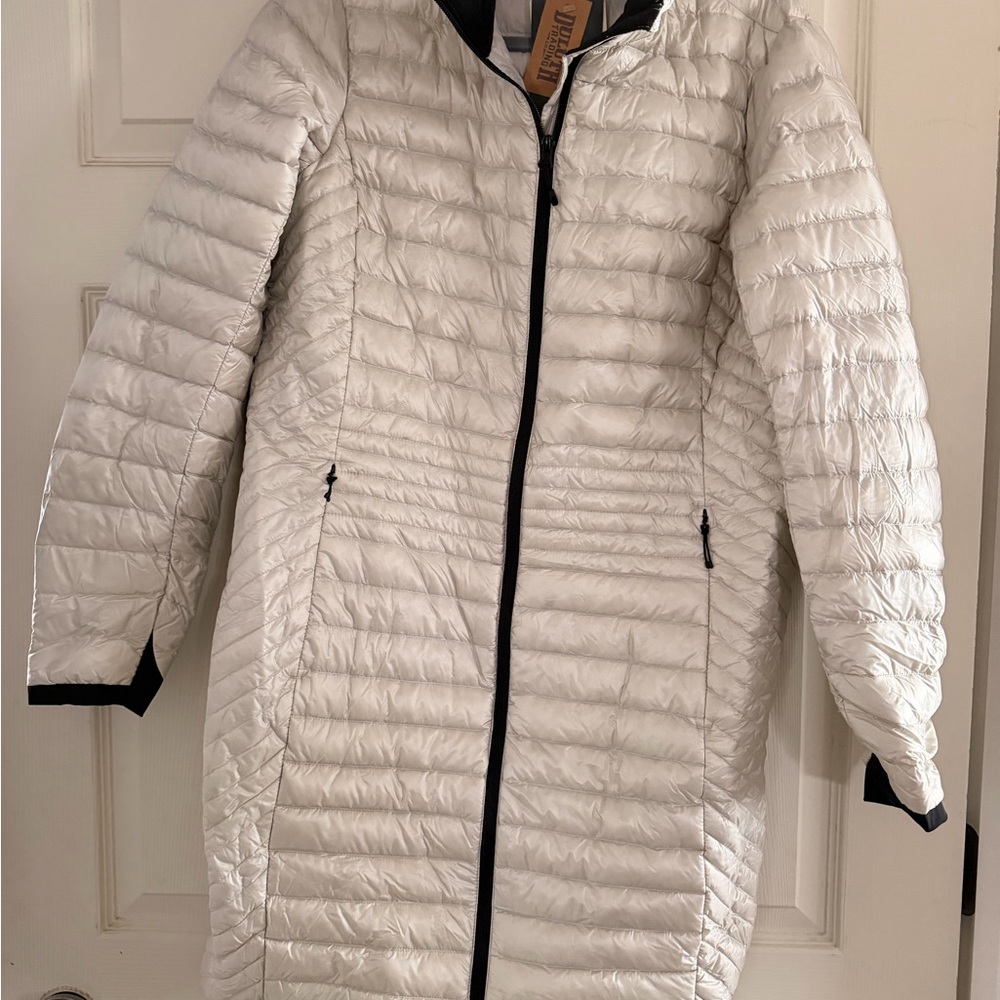 Duluth Trading Co Women's Cream Puffer Jacket